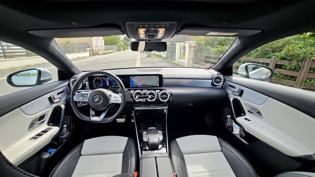 MERCEDES CLA 250E | 218 ch | Toit ouvrant panoramique | Pack AMG LINE