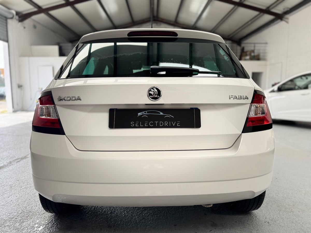 Skoda Fabia 1.0 MPI 60ch Drive Greentec / CarPlay