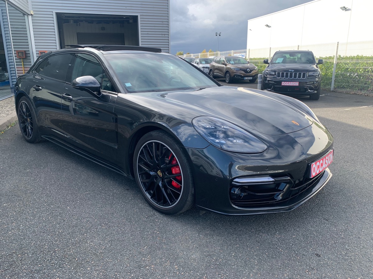 Porsche Panamera Sport Turismo GTS | V8 460 CH | BOSE | Toit panoramique | Garantie 1 AN AGIR *