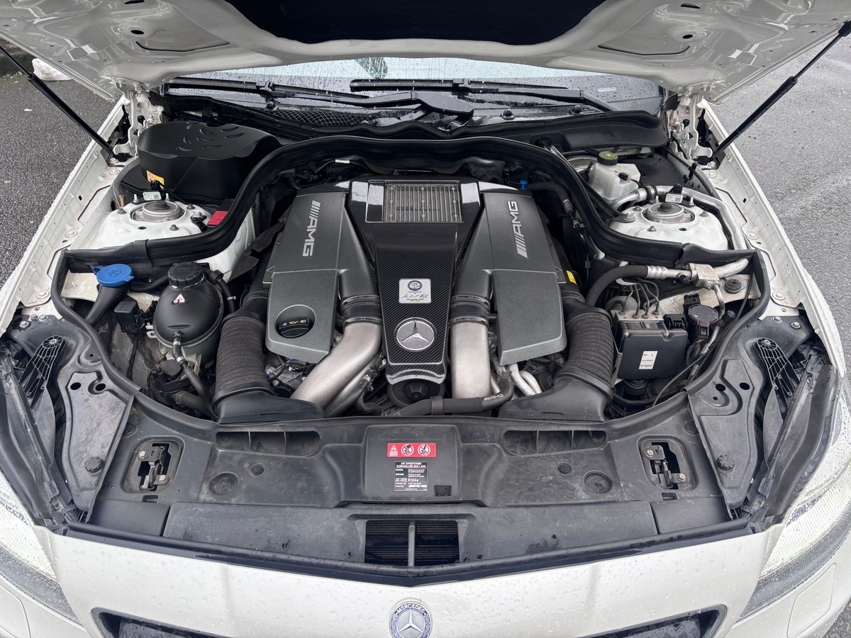 Mercedes-Benz CLS Shooting Brake 63 S AMG 585 - 4 MATIC - Garantie