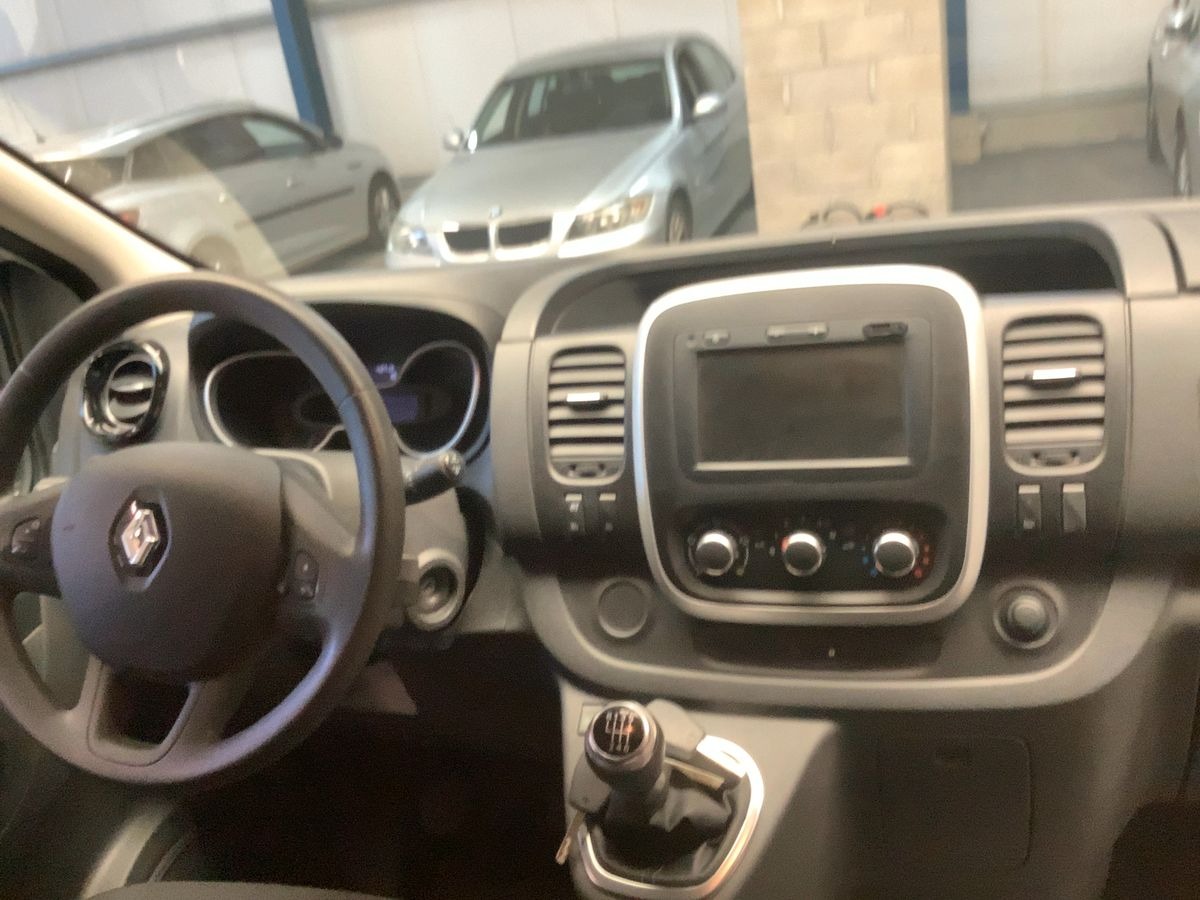 RENAULT Trafic 2.0 DCi 145 L2H1 - TVA récupérable