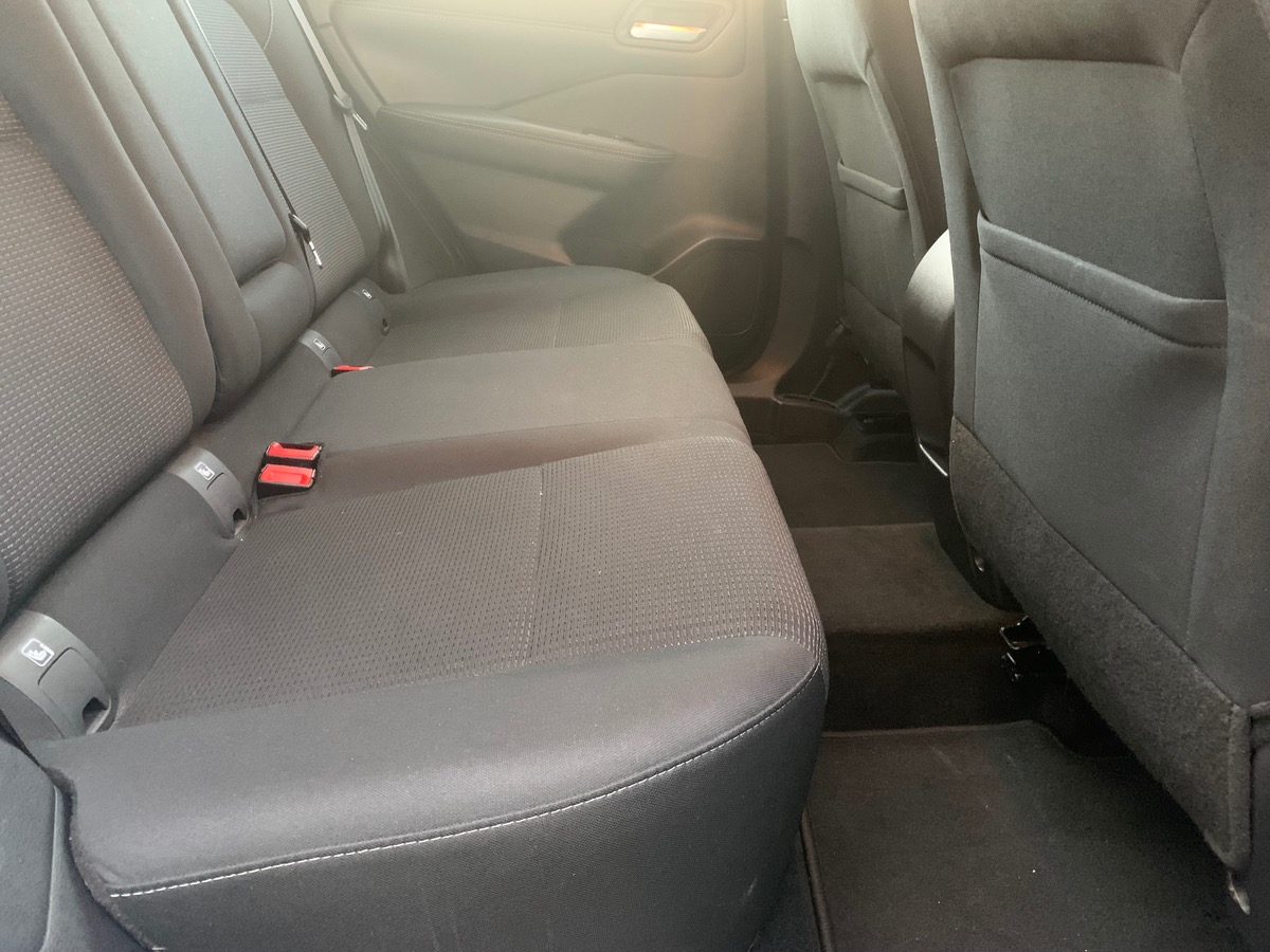 Nissan Qashqai 140 | BUSINESS EDITION | Caméra Recul | Entretien constructeur | Démarrage sans clé