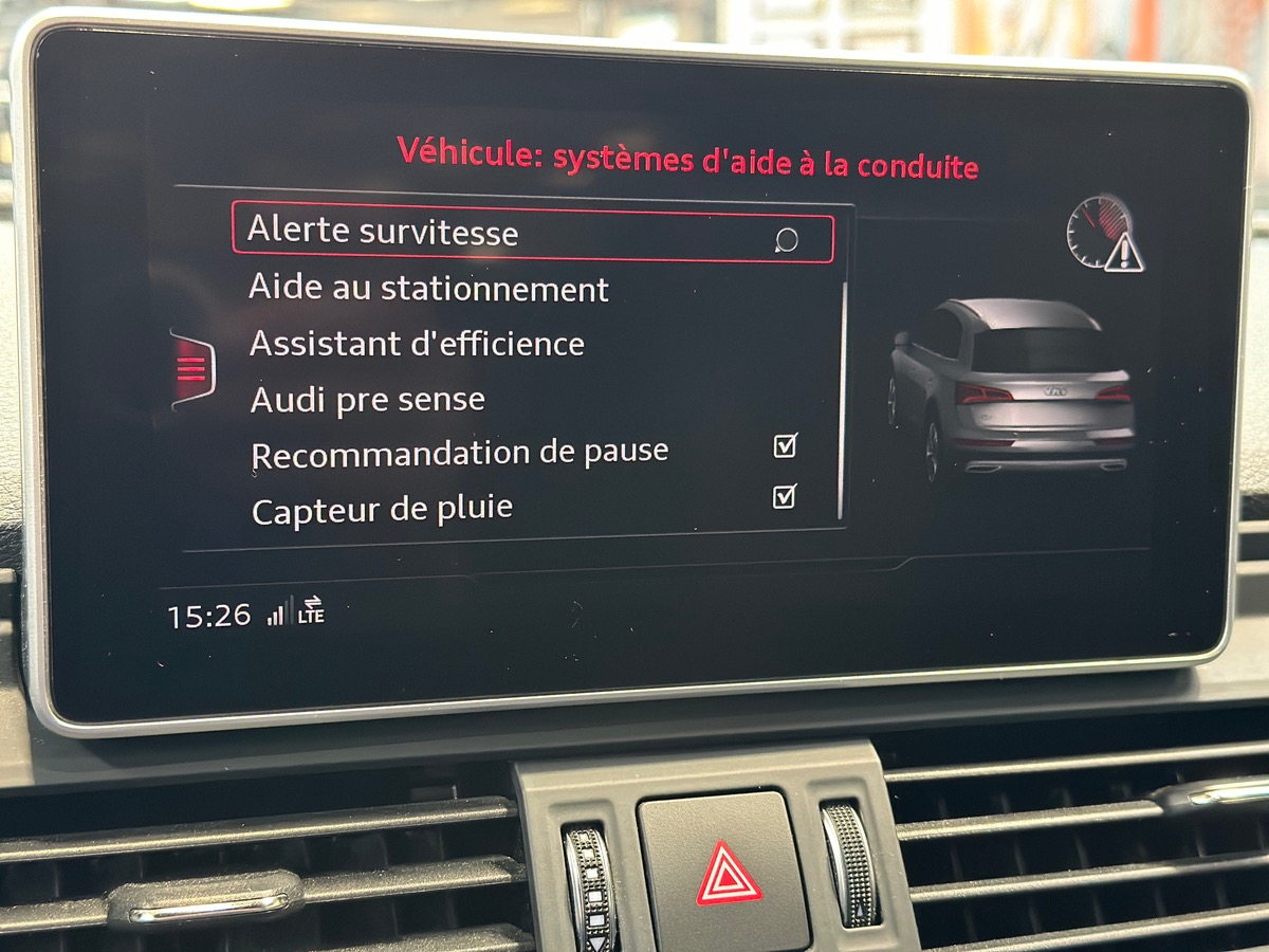 Audi Q5 40 TDI 190 cv S-Line Quattro S-Tronic7 - Attelage électrique - CarPlay