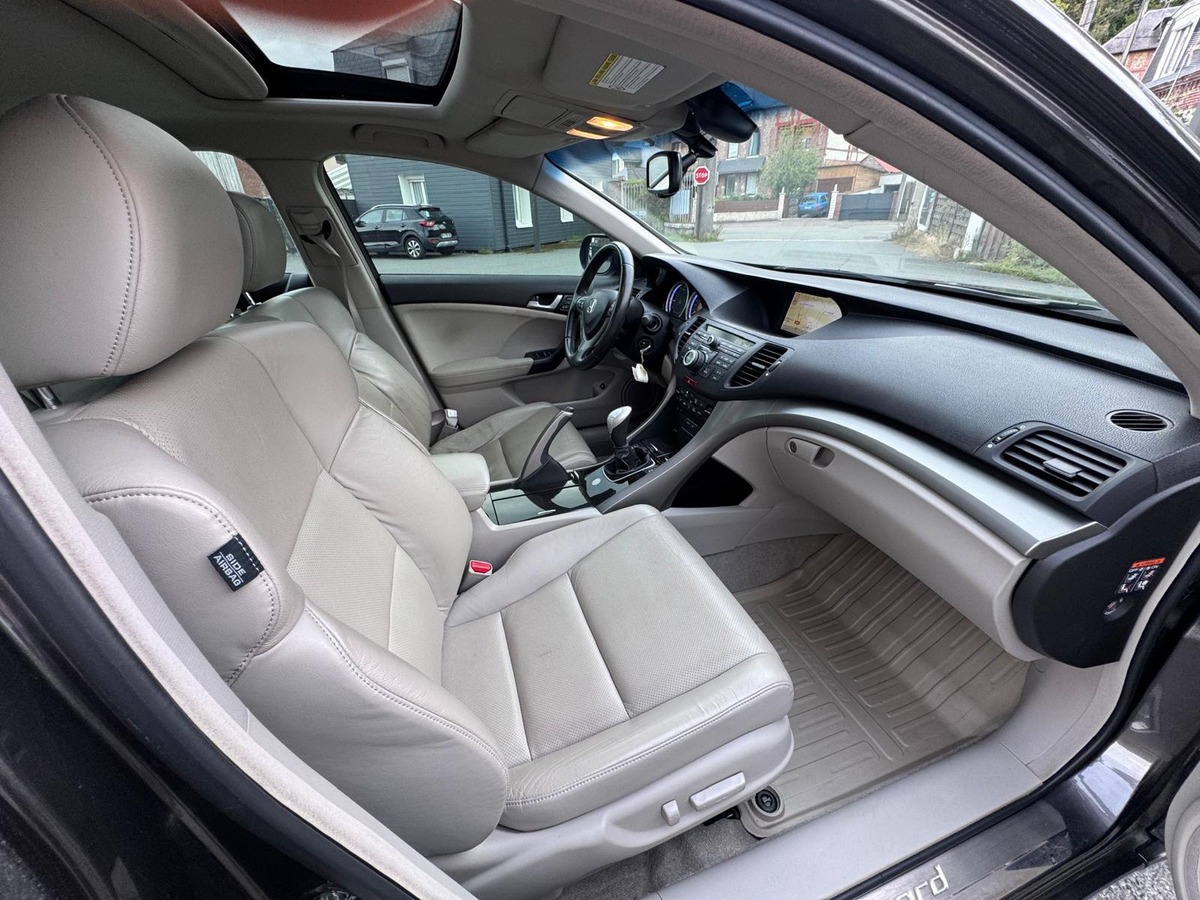 Honda Accord 2.2 DTEC 150 Luxury Innova- Toit ouvrant- Garantie