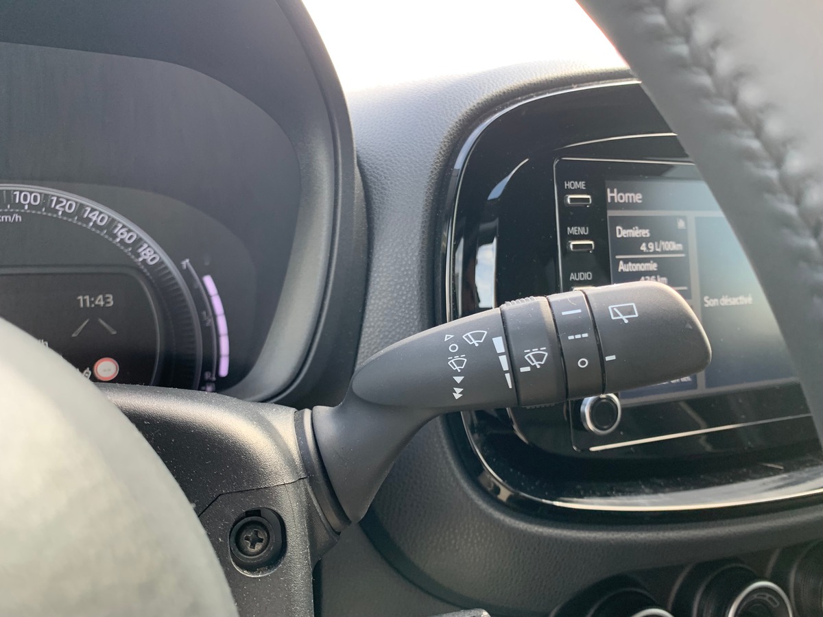 Toyota Aygo X 72 | Design | Apple car play | Régulateur | Climatisation | Ecran couleur tactile 8 "