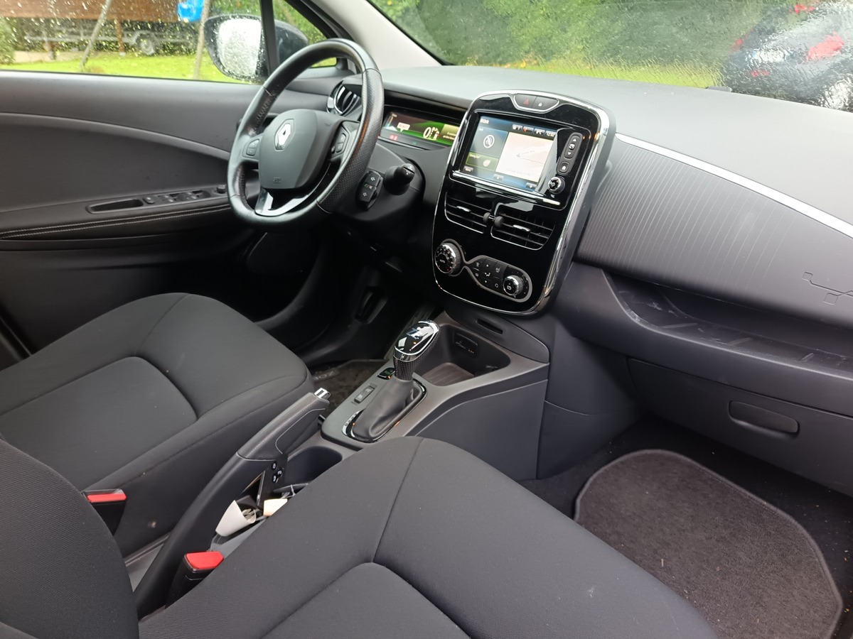 RENAULT Zoe Business charge normale R90 Achat intégral Gtie 12 mois