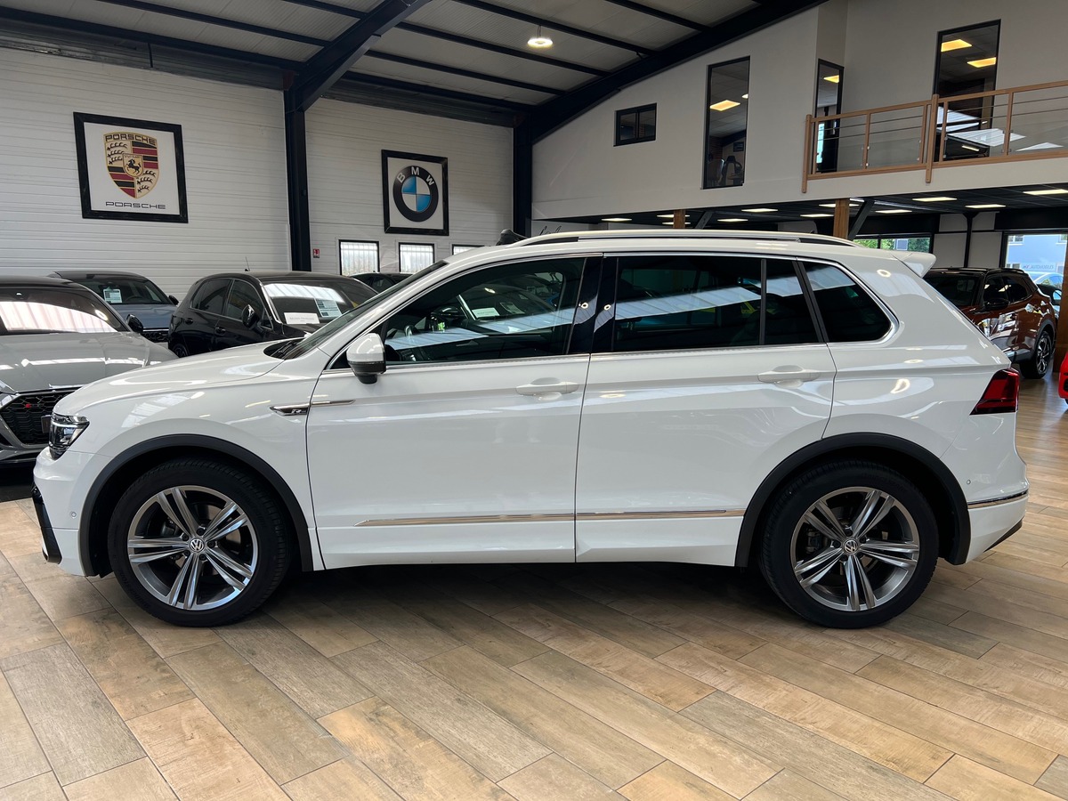 Volkswagen Tiguan II 2.0 TDI 150 DSG7 R-LINE  ATTELAGE/TOIT PANO/CARPLAY/