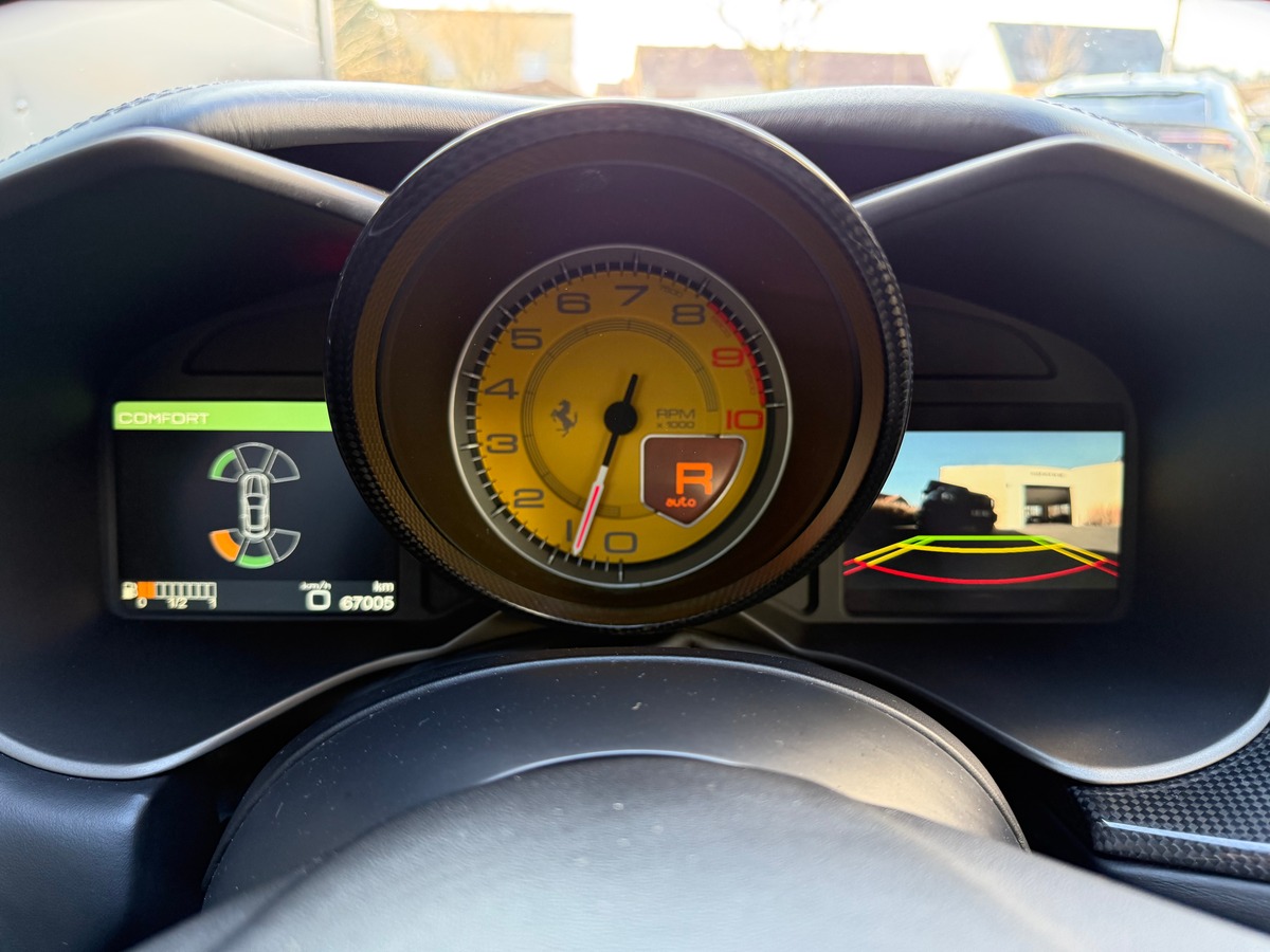 Ferrari Ff V12 / CARNET / 67009 KMS