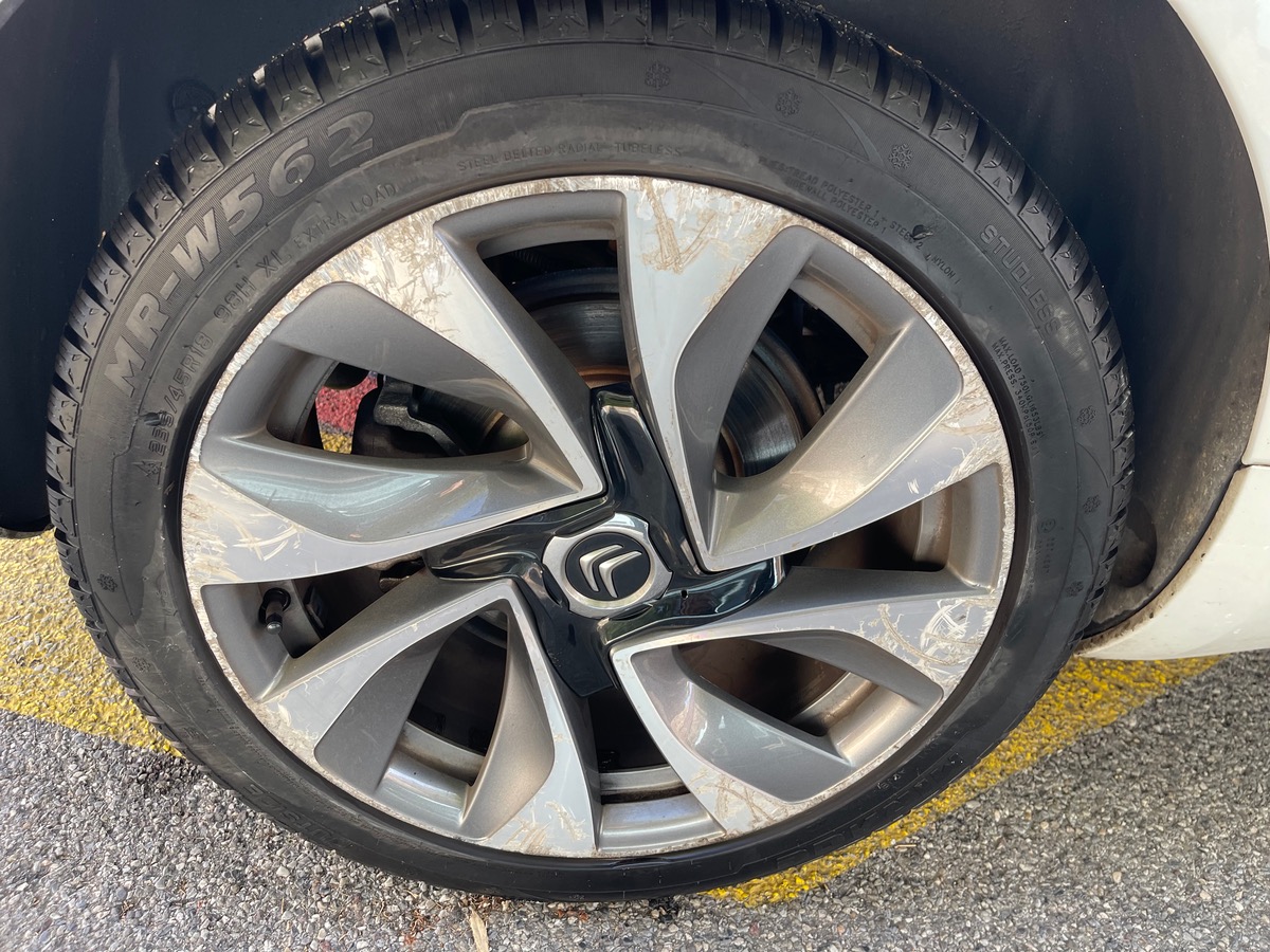 Citroën DS5 2.0 HDI 200 Hybrid4 4X4 163 CV / Toit Panoramique / GPS / Intérieur Cuir / Full