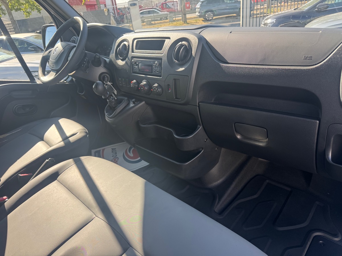 RENAULT Master L2H2 2.3 BDCI 130CH GRAND CONFORT + ATTELAGE