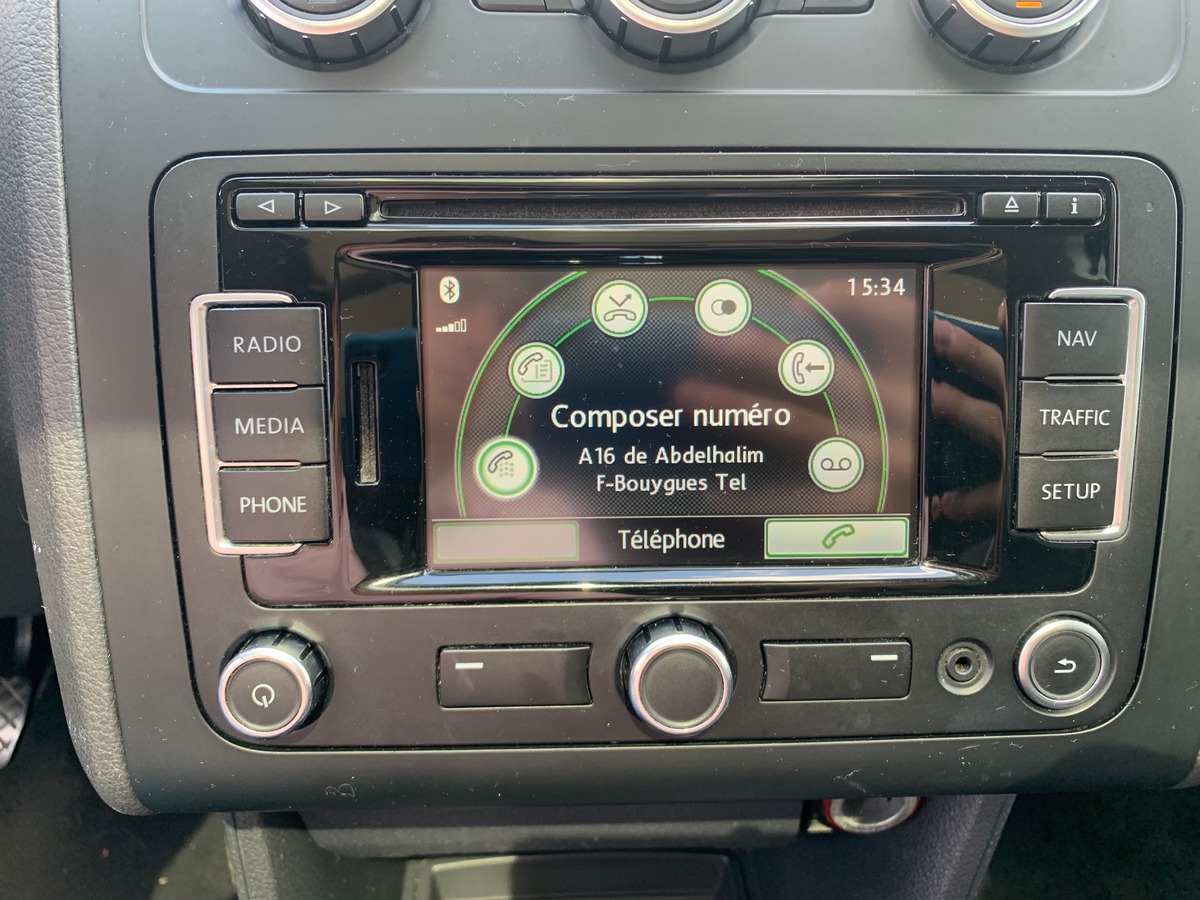 Volkswagen Touran 105 | Match | 7 Places | GPS | Régulateur vitesse | Bluetooth | Toit panoramique