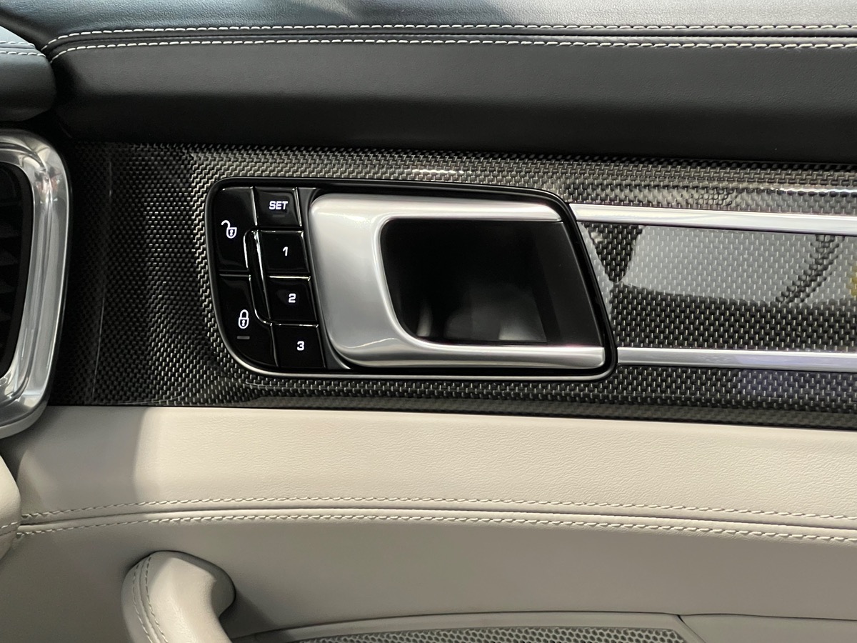Porsche Panamera SPORT TURISMO HYBRID 462CV fr - 40.000 EUROS OPTIONS - CARBONE  PDLS+