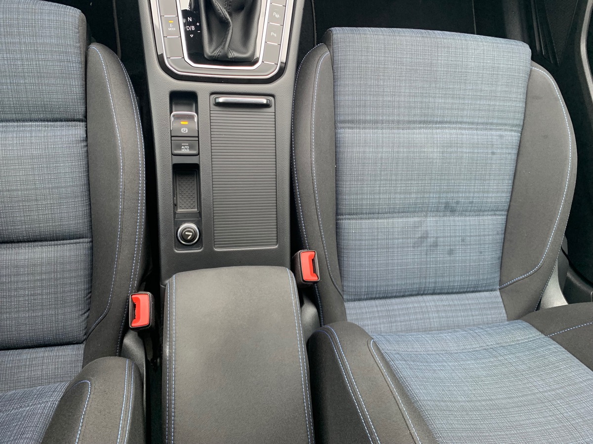 Volkswagen Passat 218 ch | GTE | Combiné instruments digital | Assistant Feu de Route