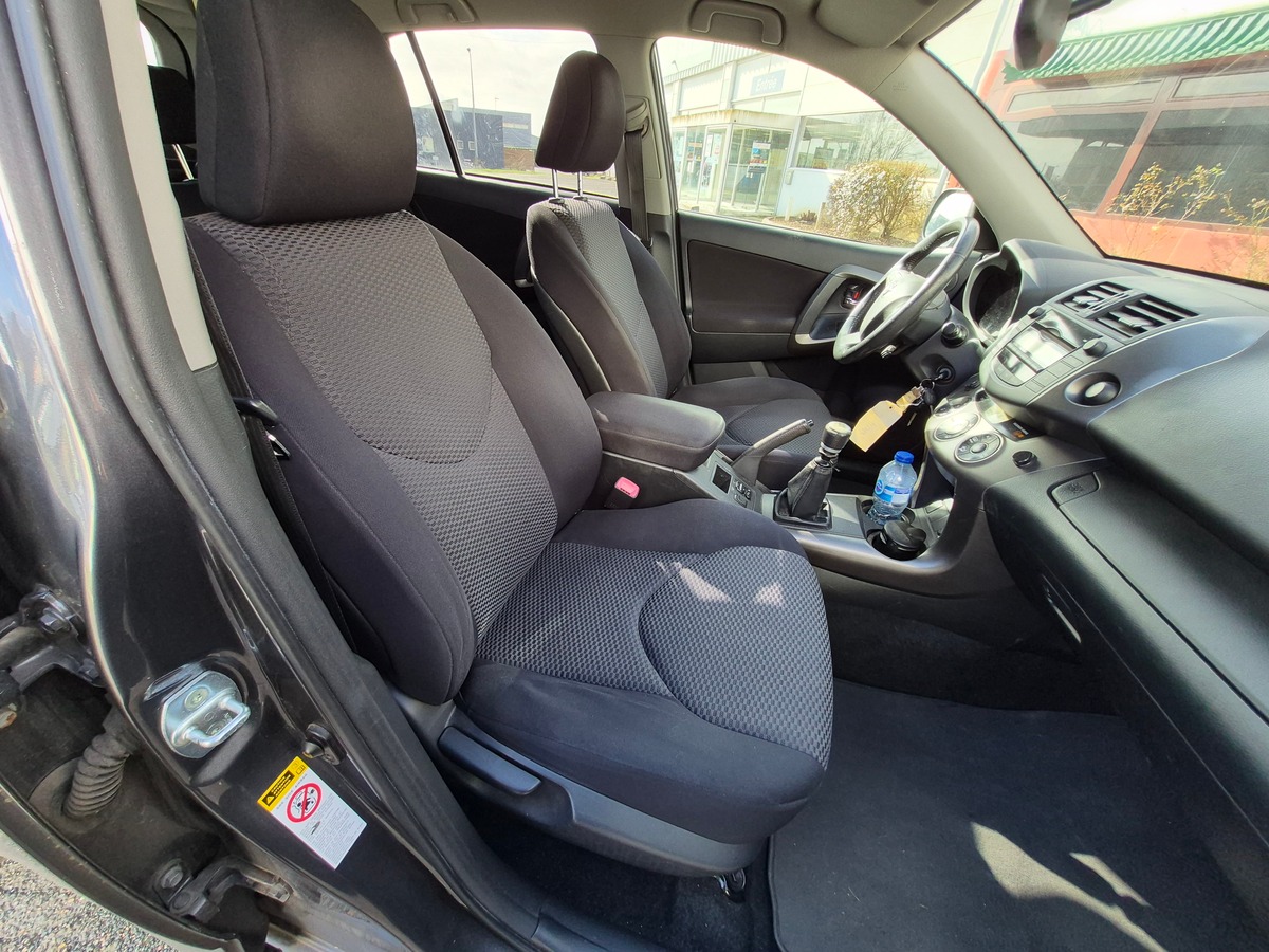 Toyota RAV4 150 D-4D 4WD FAP LeCap