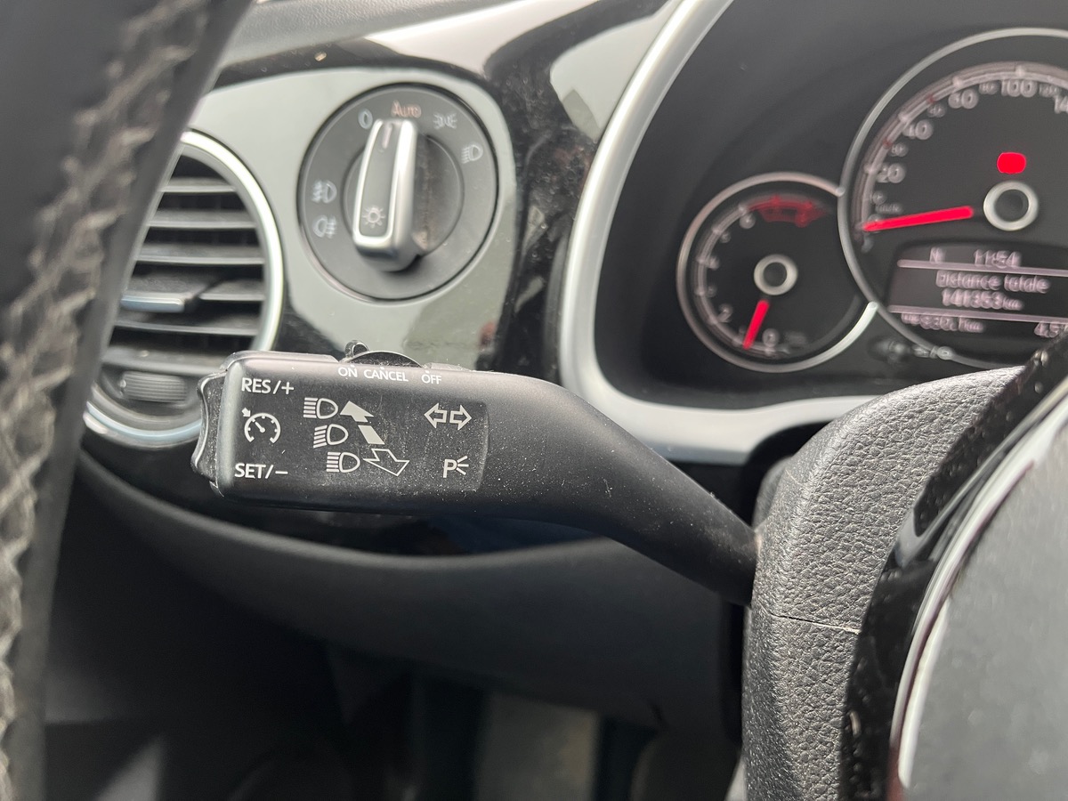 Volkswagen Beetle 1.2 TSI 105ch Coccinelle, Suivi complet, CarPlay, Caméra de recul, GPS
