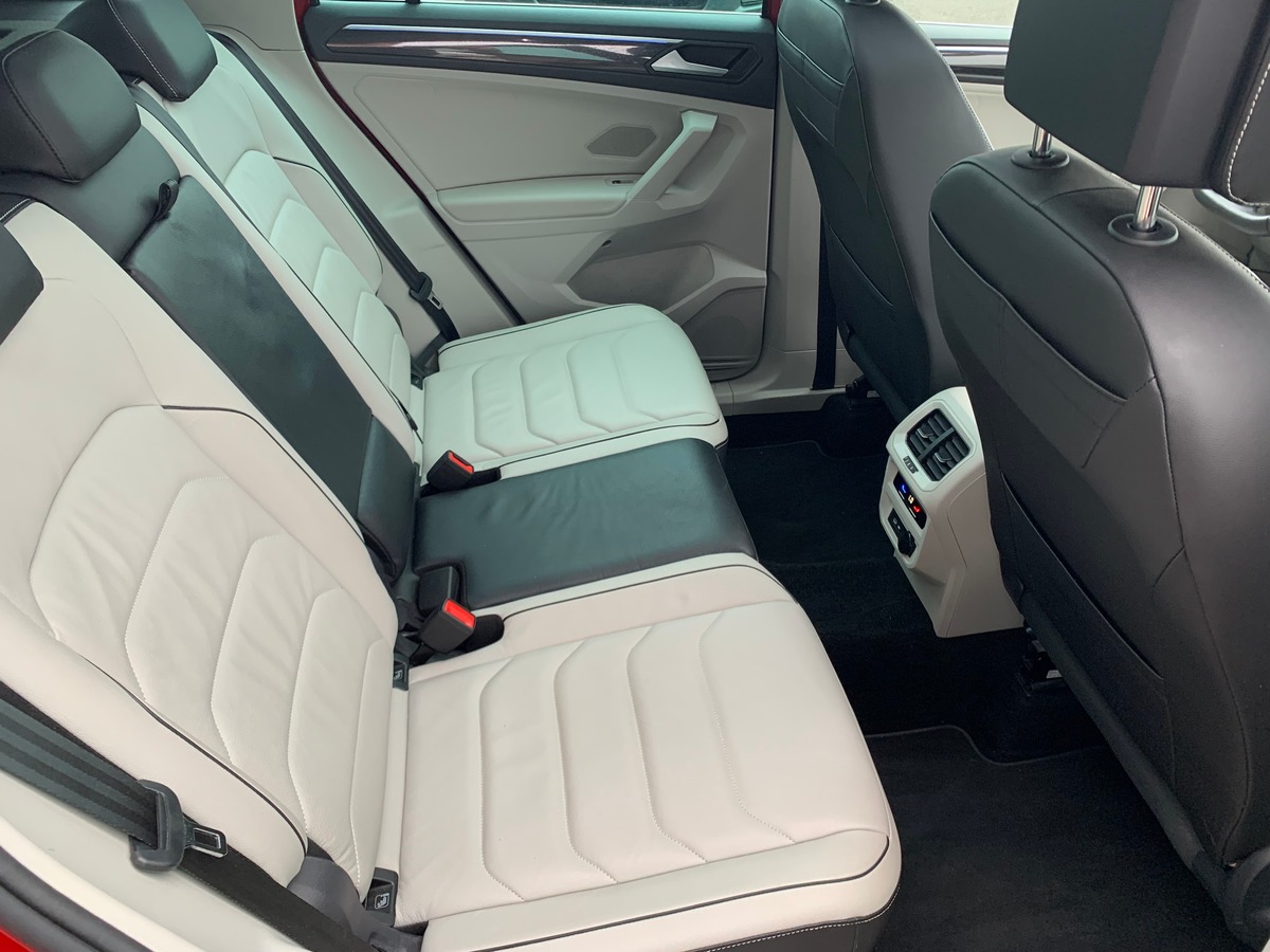 Volkswagen Tiguan 150 | ELEGANCE EXCLUSIVE | Toit ouvrant panoramique | Cuir | Caméra avant arriére