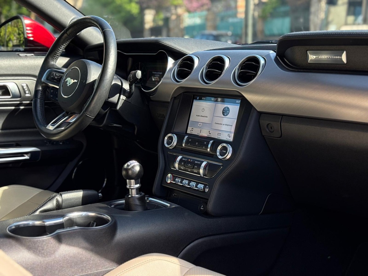 Ford Mustang Fastback - 2.3L Ecoboost