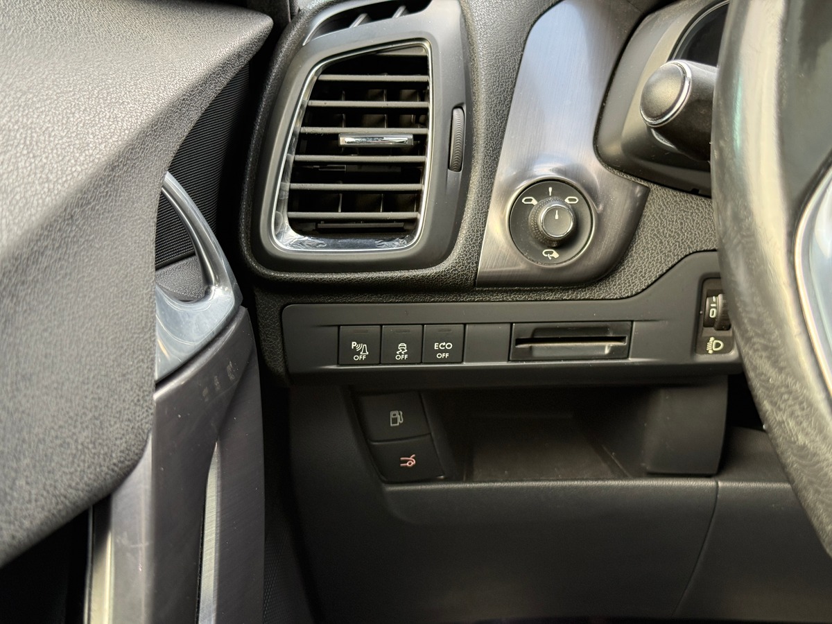 Citroën DS5 1.6 hdi 115 airdream BMP6 So Chic - Aucun frais à prévoir