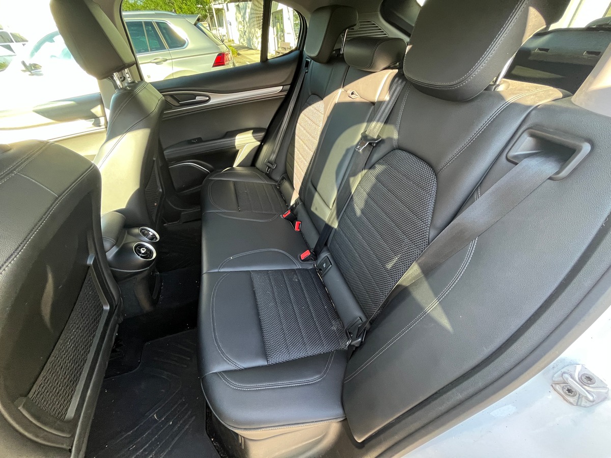 Alfa Romeo Stelvio 2.2 210CH Q4 SPORT EDITION, AT8, HAYON ELEC, CAMERA, MAINTIEN DANS LA VOIE