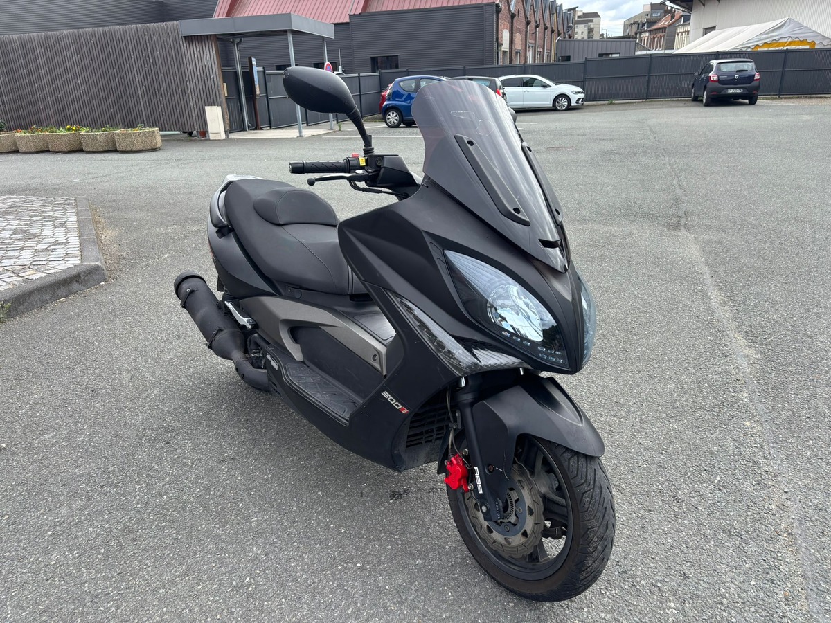 KYMCO Xciting 500 R - Entretiens à jour