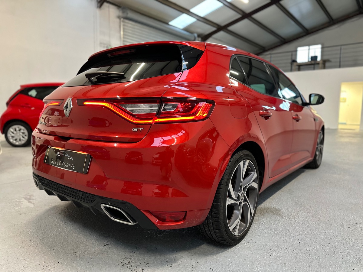 RENAULT Megane 1.6 TCe 205ch energy GT EDC Pack Bose / entretien complet Renault
