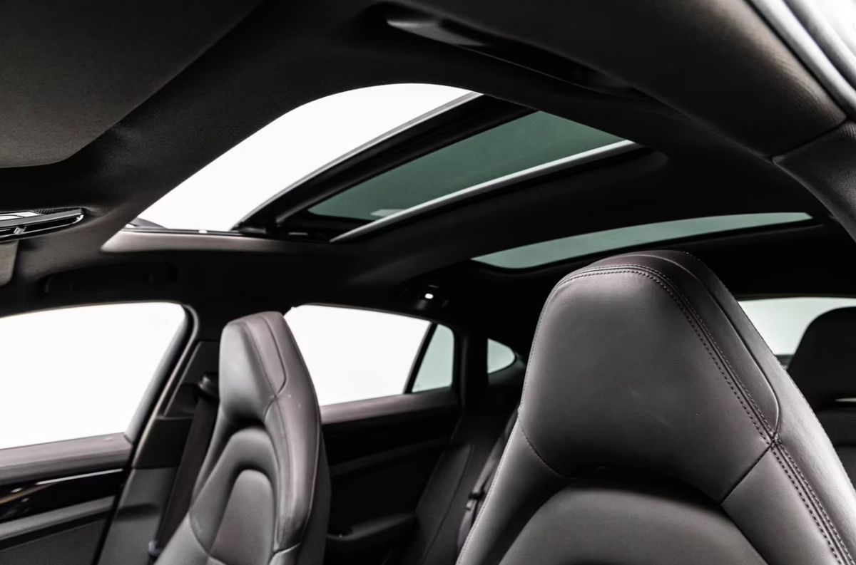 Porsche Panamera II 3.0 V6 462ch 4 E-Hybrid/Bose/Toit ouvrant/Pack sport chrono