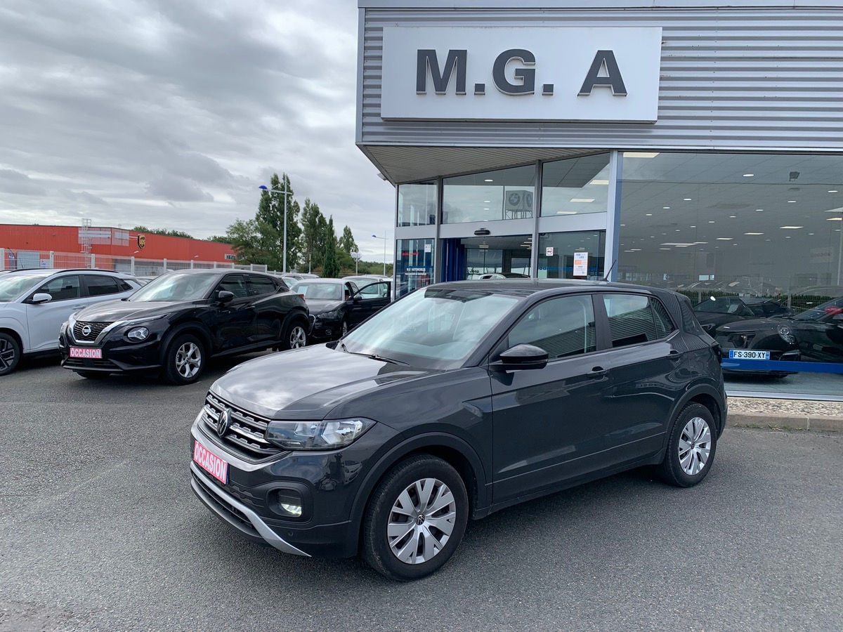 Volkswagen T-Cross 95 ch | Base | Attelage | Pack Stationnement arriére avant | Climatisation