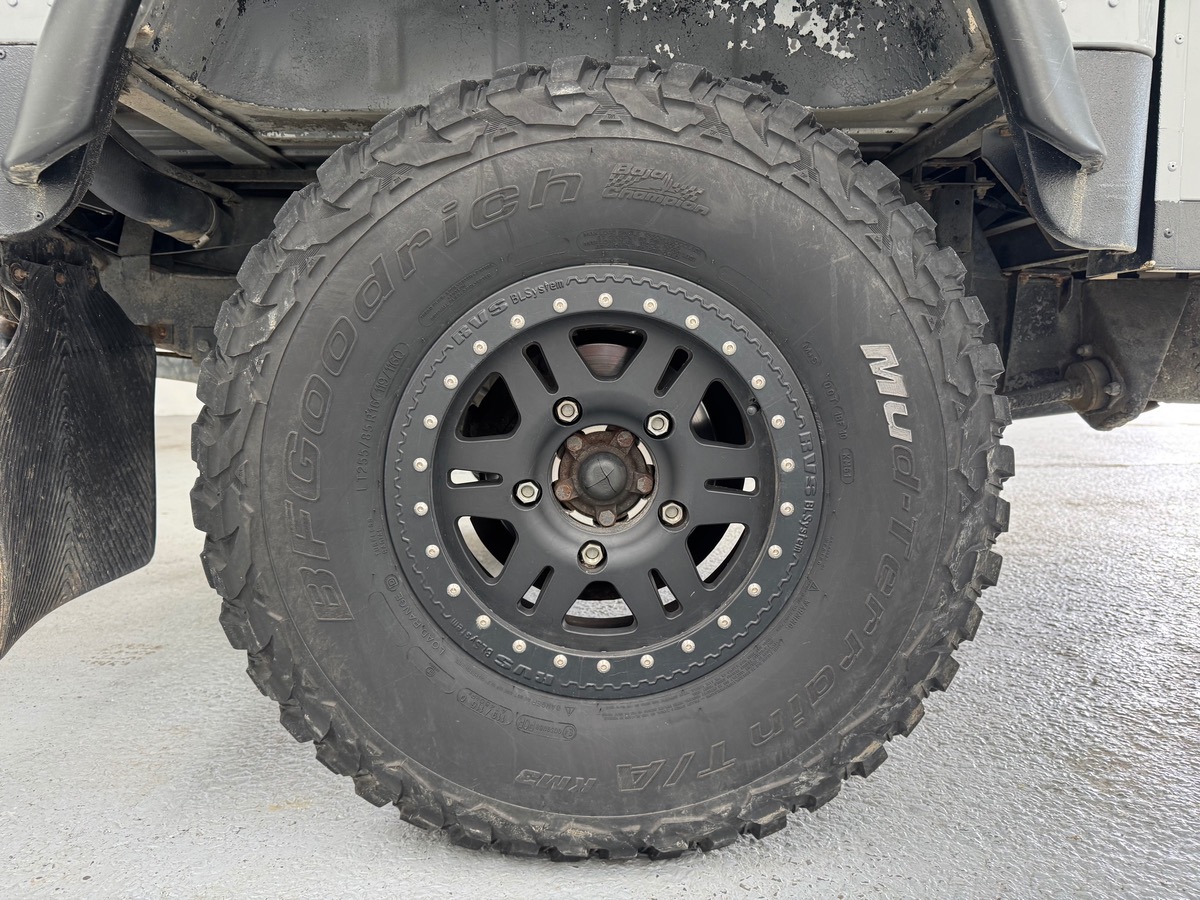 Land-Rover Defender 130 TDI 200 MOTEUR 11L BOITE DE VITESSE LT77S