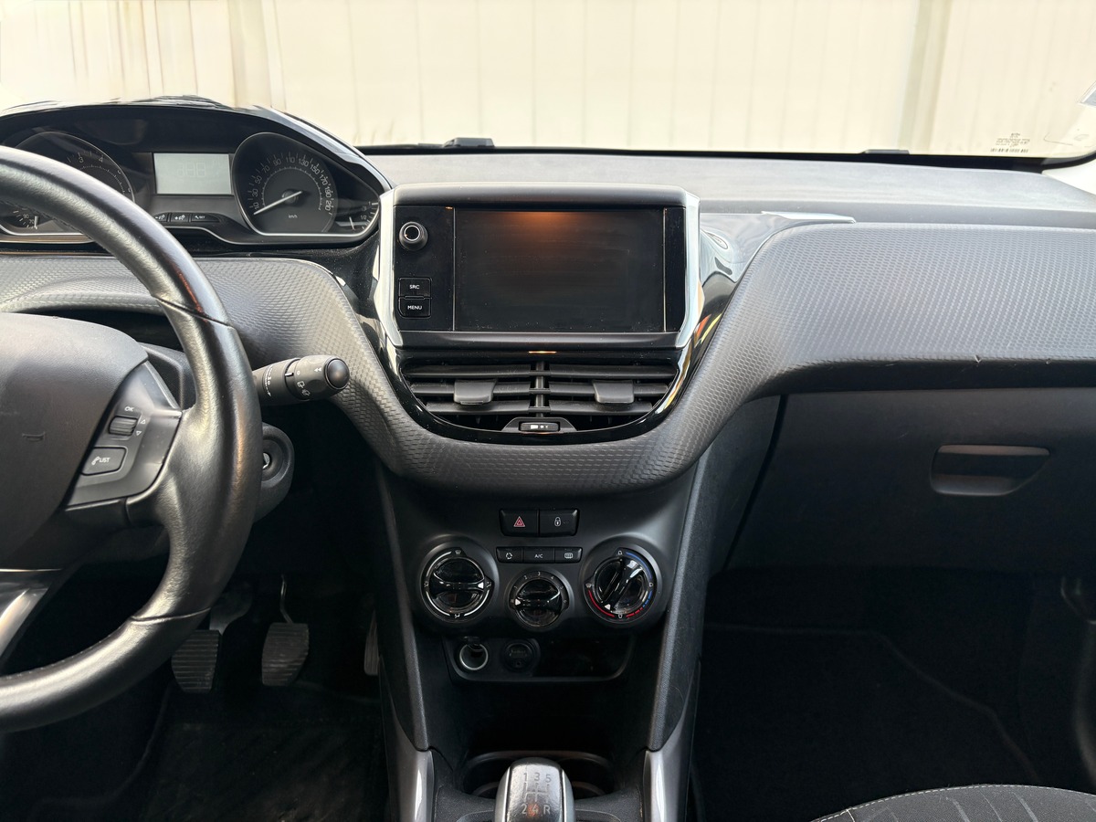 Peugeot 2008 1.2 82CH STYLE 4.0CV - GARANTIE 1 AN
