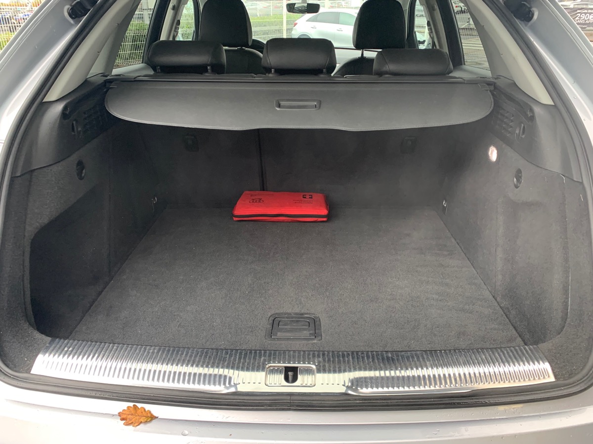 Audi Q3 180 ch | QUATTRO | Caméra recul | GPS | Palettes changement vitesses|  Régulateur de vitesse