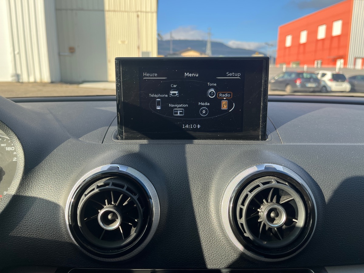 Audi A3 Limousine 1.6 TDI 110cv, Suivi entretien complet, courroie de distrib. OK, sièges chauffants