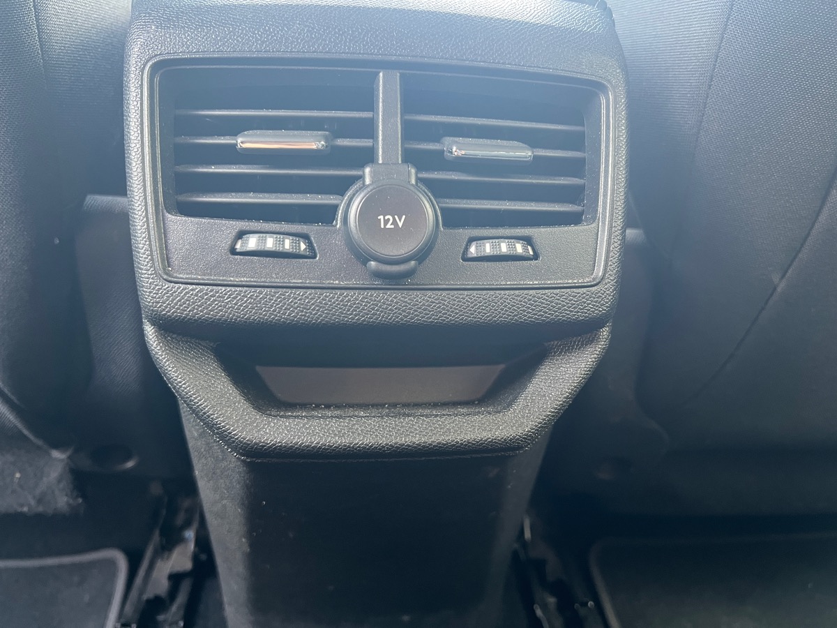 Peugeot 3008 130 ch | ACTIVE BUSINESS | EAT8 | Garantie jusqu'au 16/05/2026 | Caméra de recul