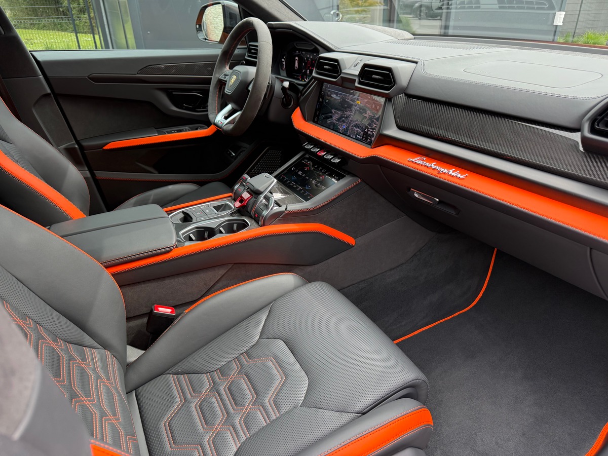 Lamborghini Urus 4.0 V8 800 CH SE / 1ERE MAIN / 14417 KMS