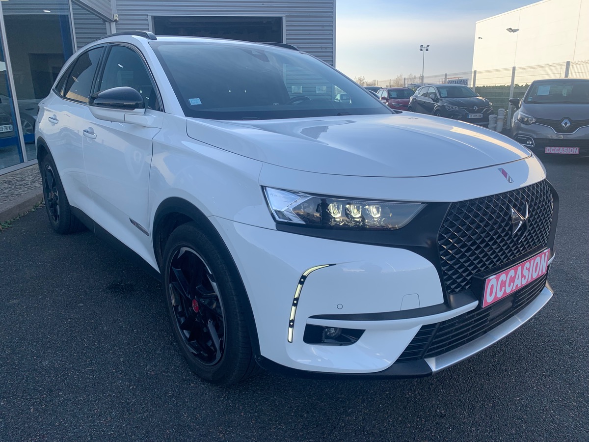 DS DS 7 130 ch | PERFORMANCE LINE + | Caméra de recul | Coffre mains-libres | Sièges électriques