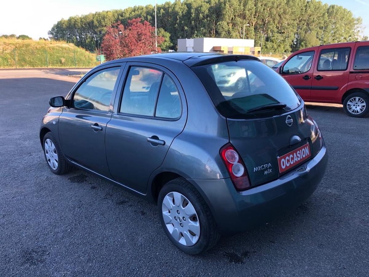Nissan Micra 1.2i - 65