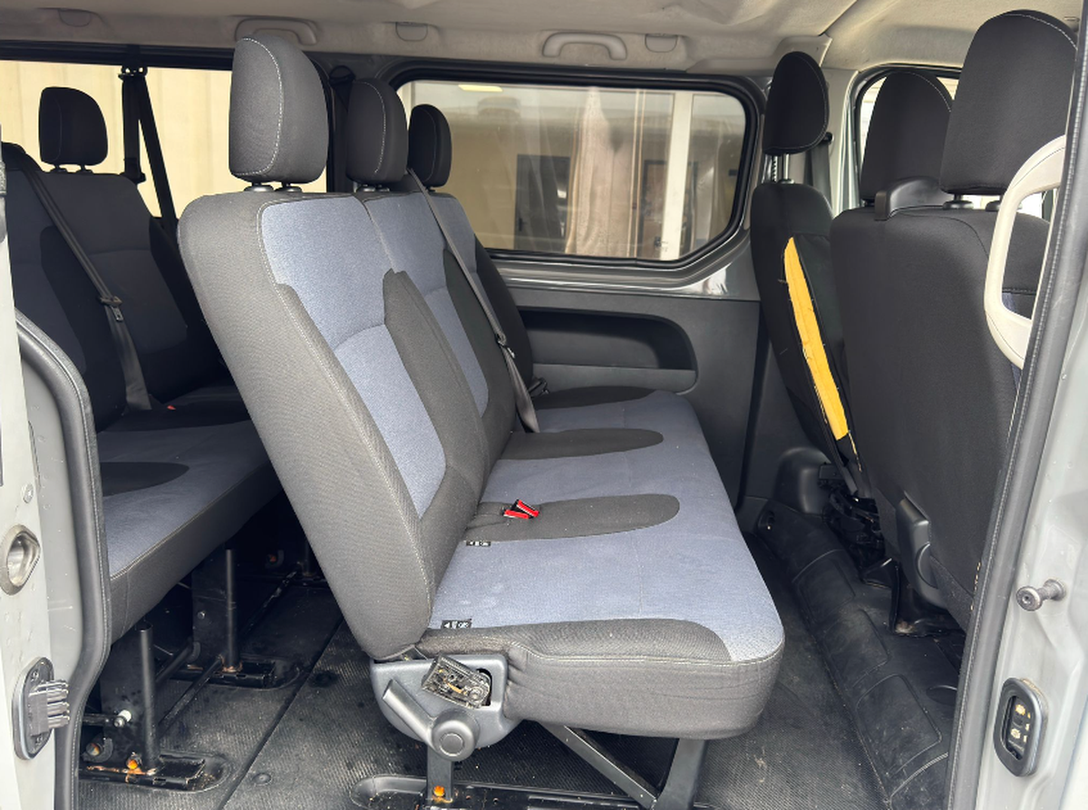 Opel Vivaro 1.6 CDTI 116ch 9 Places BVM