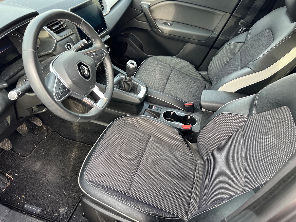 RENAULT Captur INTENS  90cv Tce, SUIVI COMPLET, CAMERA DE RECUL, GPS, CARPLAY