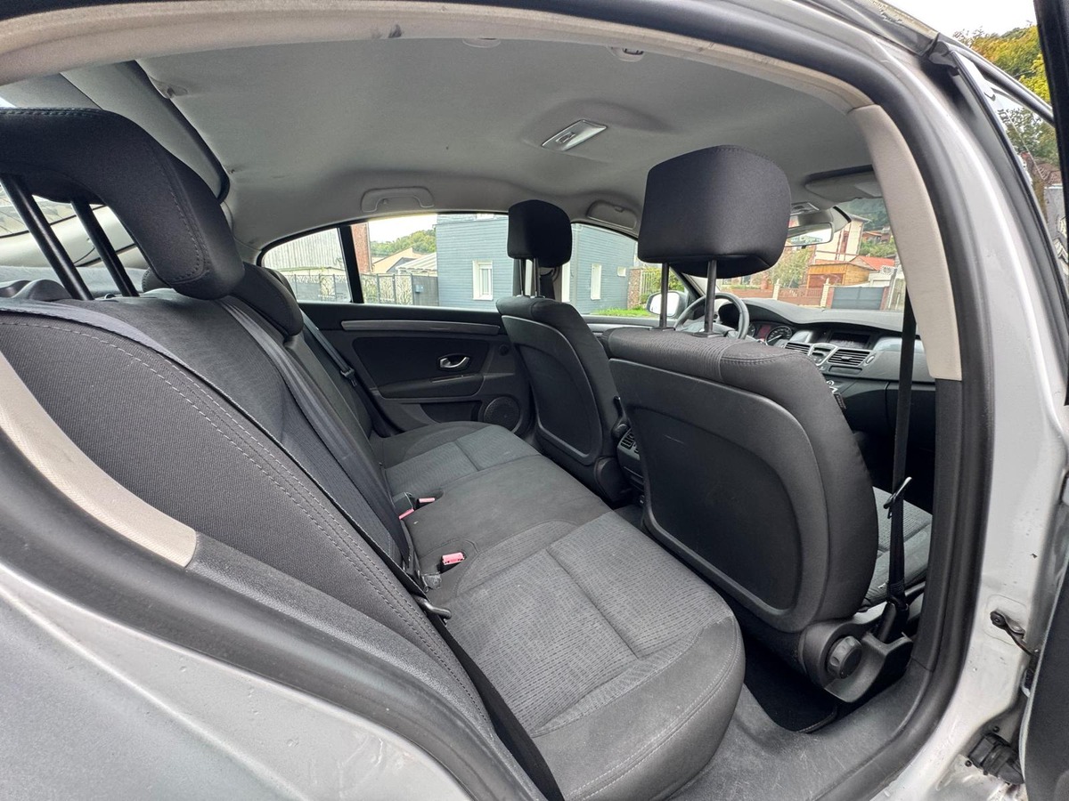 RENAULT Laguna III 1.5 dCi Black Edition - Révisée - Garantie