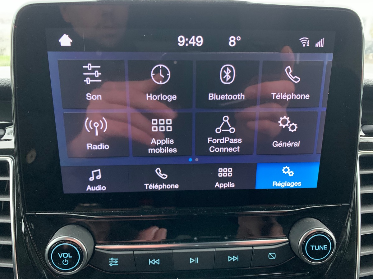 Ford TRANSIT CUSTOM FG 280 L1H1 2.0 130 LIMITED | Marches pieds | Attelage | Régulateur vitesse