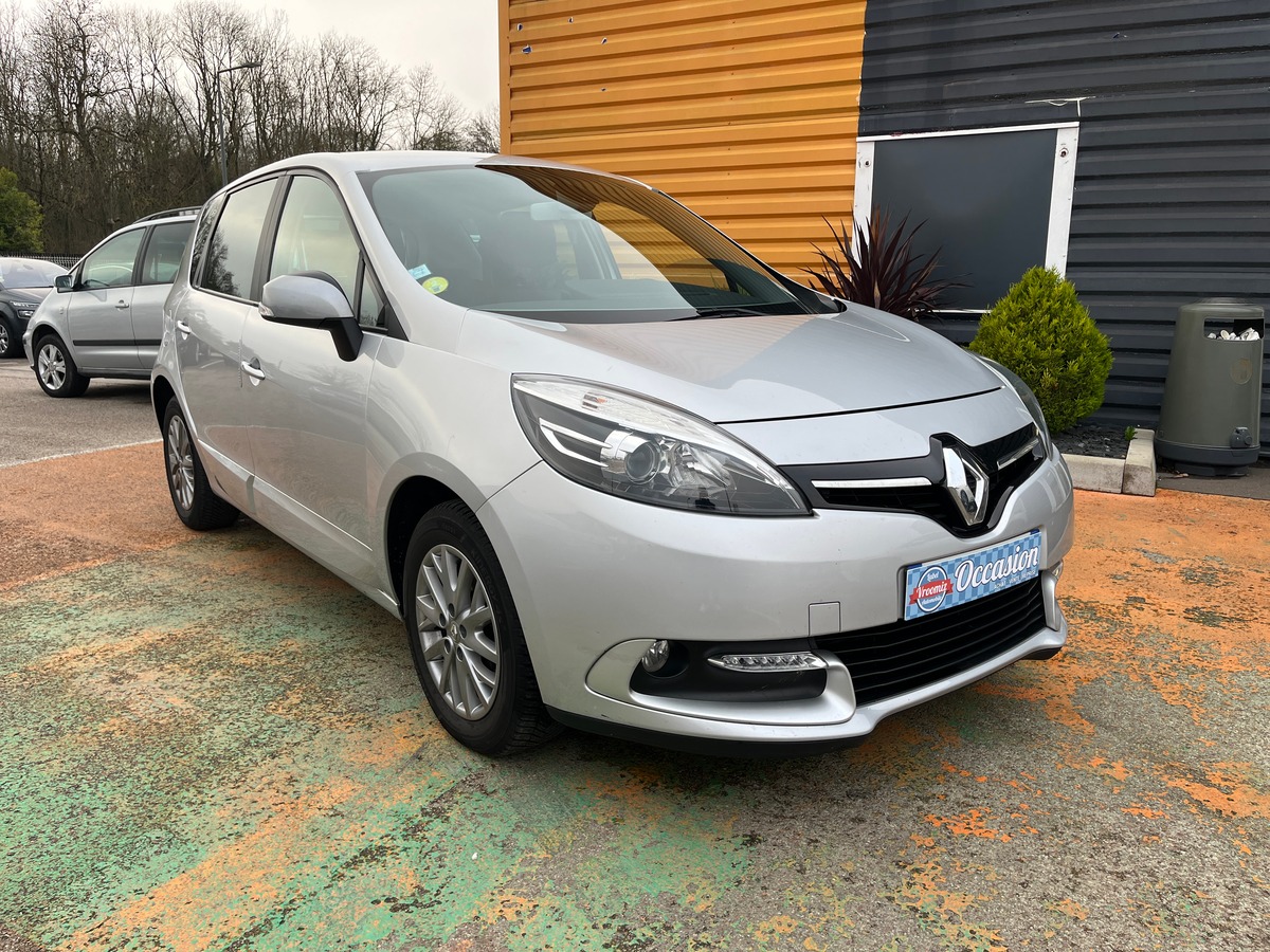 RENAULT Scenic III Phase 2 1.5 dCi 110 CH LIMITED