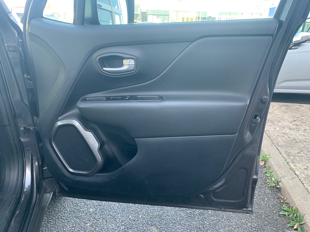 Jeep Renegade 120 ch | Limited | Caméra de recul | Régulateur de vitesse | Avertisseur Angles Morts