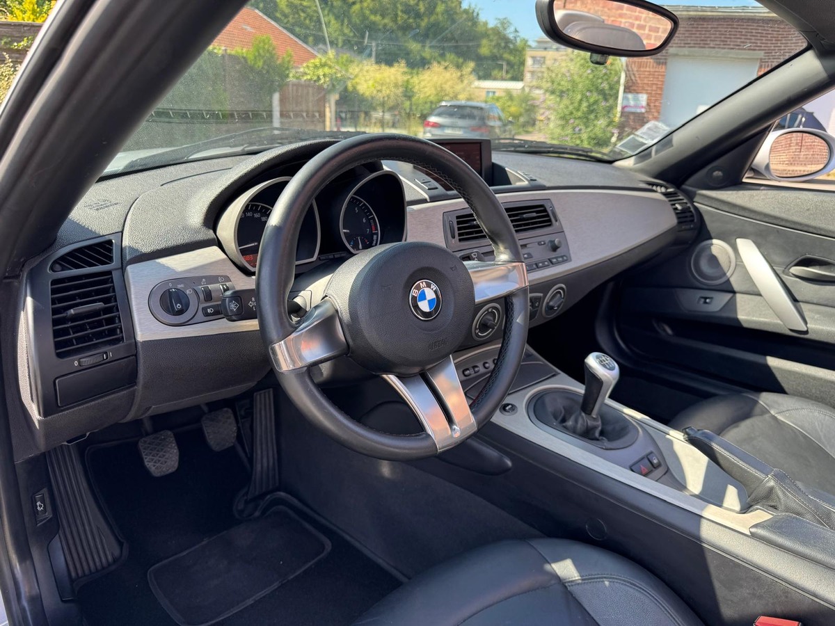 Bmw Z4 Roadster 3.0 231cv boite manuelle - Français - Garantie