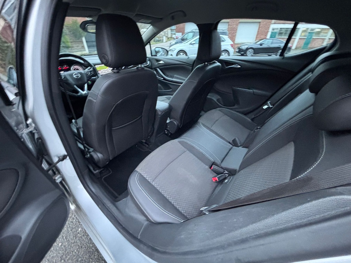 Opel Astra 1.4 SIDI 125 Turbo Carplay Innovation - Révisé - Garantie