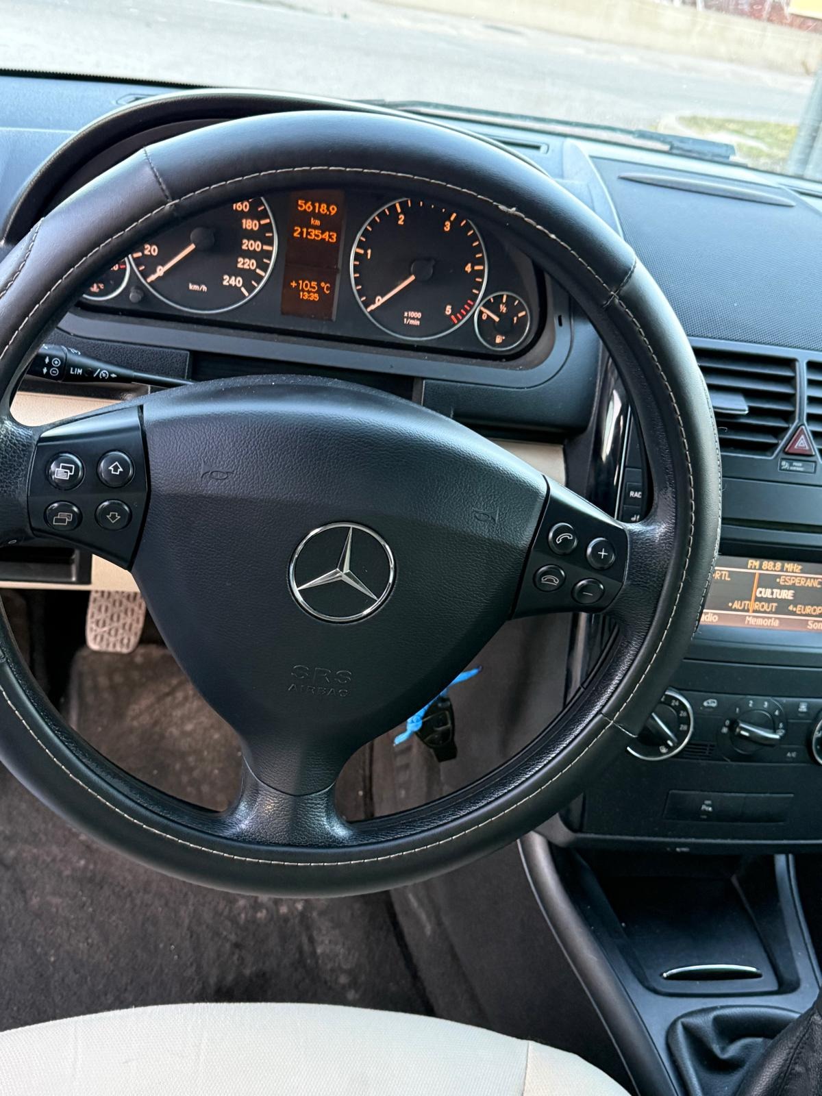 Mercedes-Benz Classe A W169 Phase 2 5P 160 CDi 2.0 CDi 82 cv