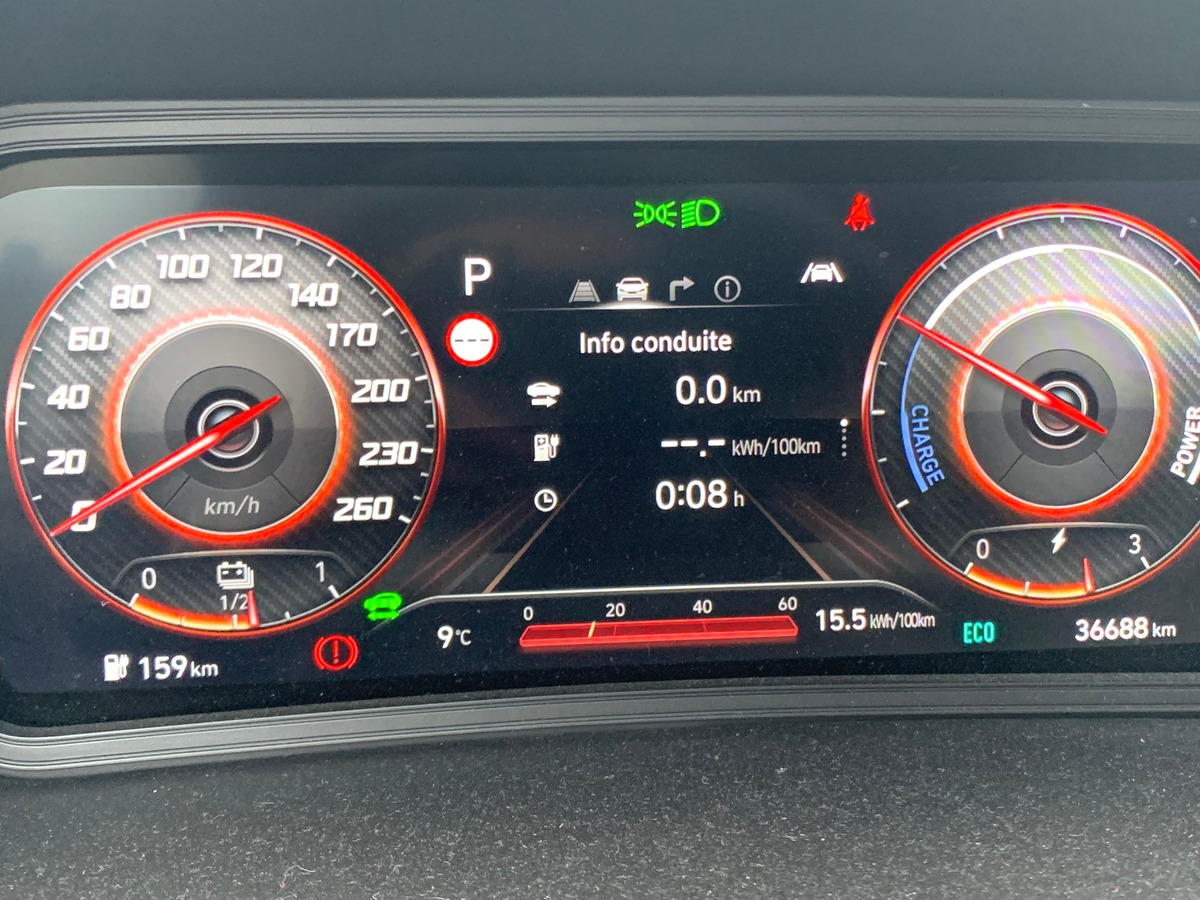 Hyundai Kona 136 | Creative | Caméra recul | Affichage tête haute | Assistance maintien trajectoire