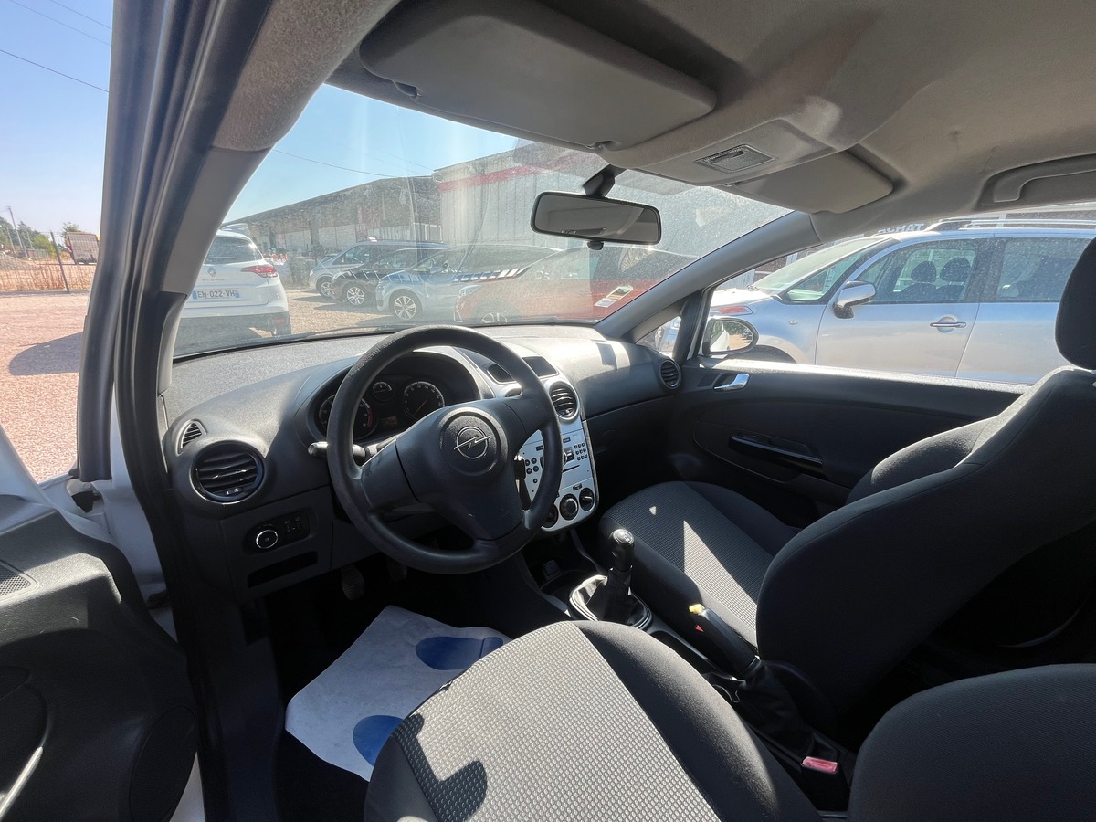 Opel Corsa 1.0 I 12V 65 CV