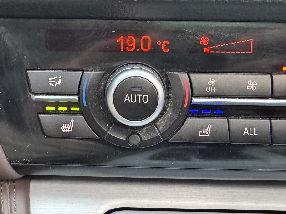 Bmw Série 5 M50dA Touring F11 381 ch BVA