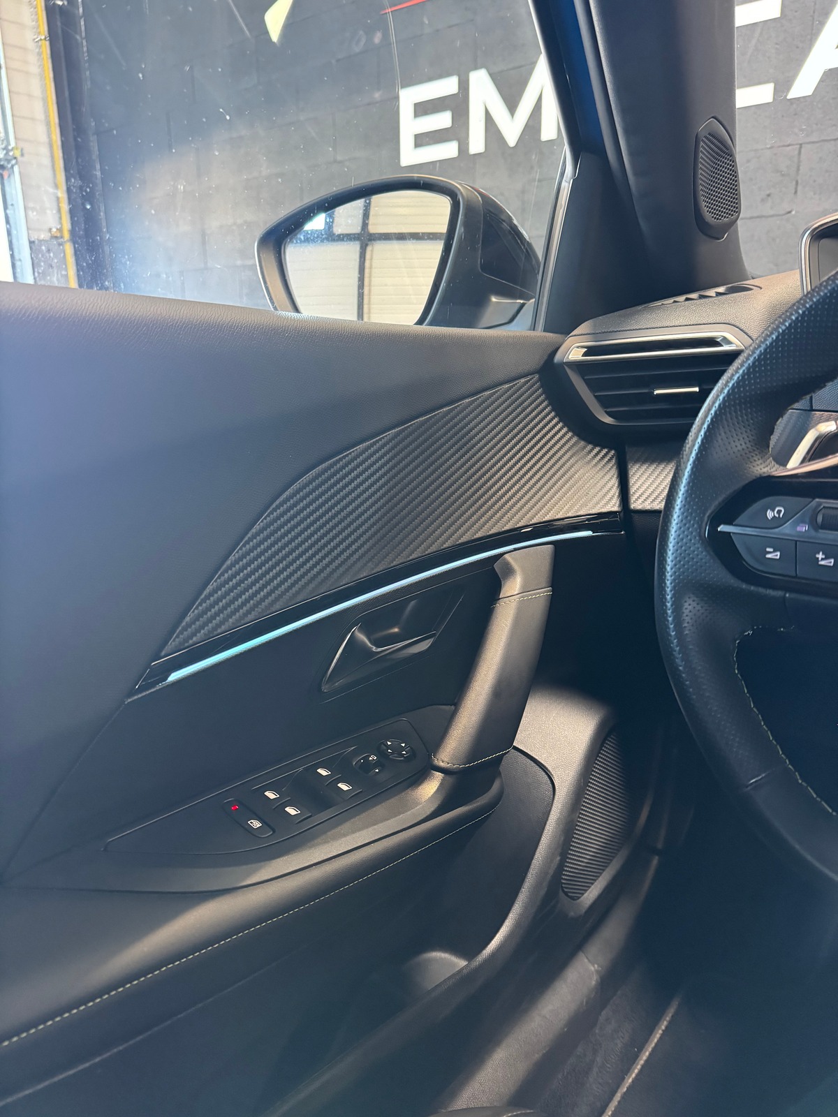 Peugeot 2008 GT 1.5 BLUE HDI