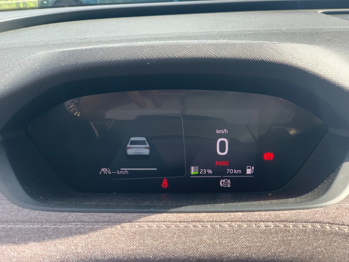 Skoda Enyaq 180 chevaux | iV60 | Apple car Play | Régulateur vitesse adaptatif | Siéges chauffants