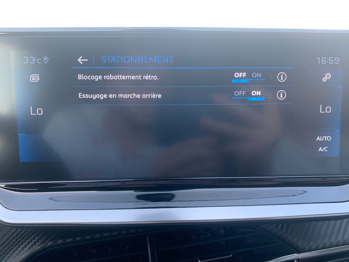 Peugeot 208 100 chevaux | GT | Apple car Play Android Auto | Caméra de recul | Régulateur vitesse